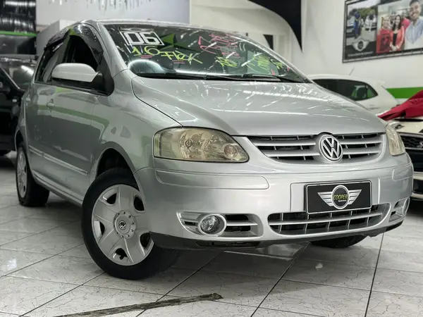 Volkswagen Fox 2006 Plus 1.6 8V (Flex)