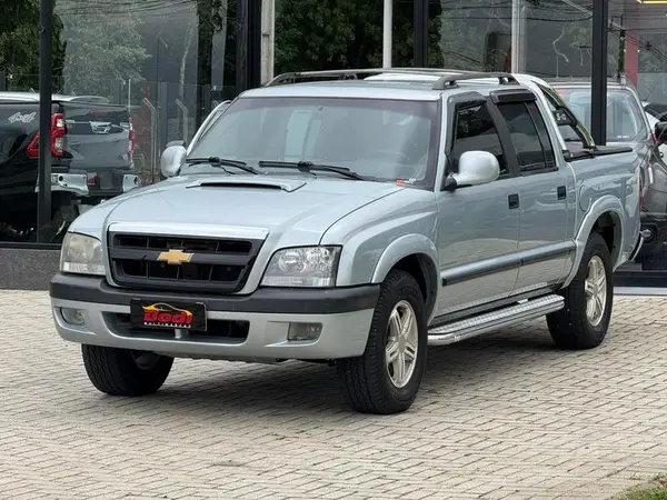 Chevrolet S10 Cabine Dupla 2008 S10 Executive 4×4 2.8 Turbo
Electronic (Cab Dupla)