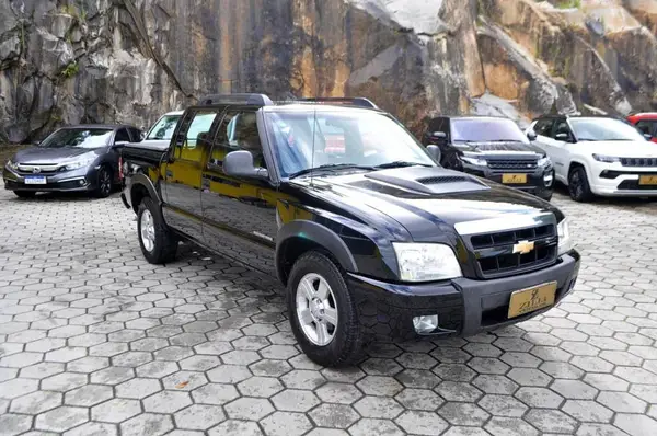 Chevrolet S10 Cabine Dupla 2009 S10 Advantage 4×2 2.4 (Flex)
(Cab Dupla)