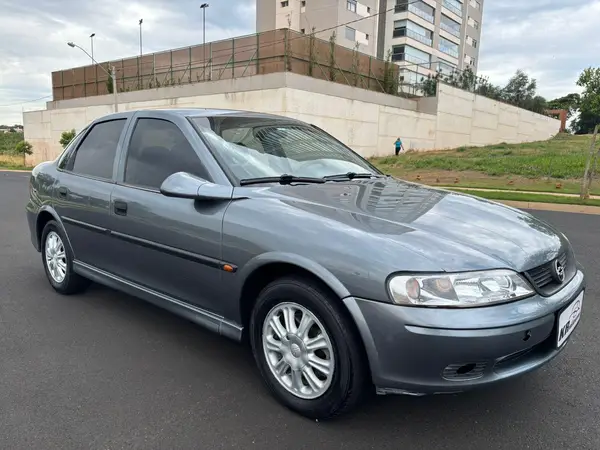 Chevrolet Vectra 2000 GLS 2.2 SFi 16V