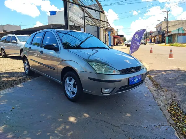 Ford Focus Hatch 2007 GL 1.6 8V