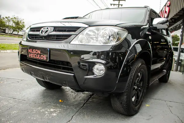 Toyota Hilux SW4 2006 SRV 4×4 3.0 Turbo (aut)