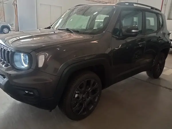 Jeep Renegade 2024 Série S T270 1.3 Turbo 4×4 (com Teto
Solar)