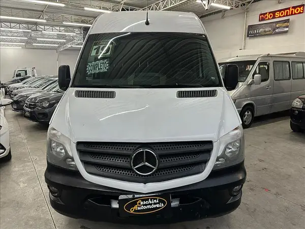 Mercedes-Benz Sprinter 2015 Furgão 311 CDI Street 14m