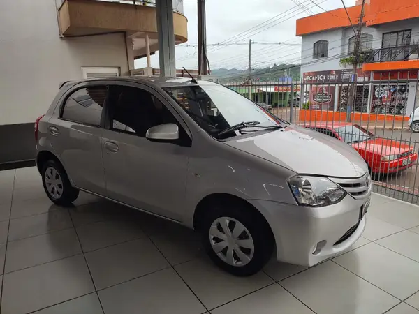 Toyota Etios 2017 X 1.3 (Flex)