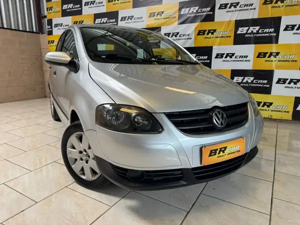 Volkswagen Fox 2009 Route 1.6 8V (Flex)