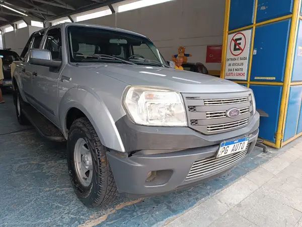 Ford Ranger Cabine Dupla 2011 Ranger XL 4×2 2.3 16V (Cab
Dupla)