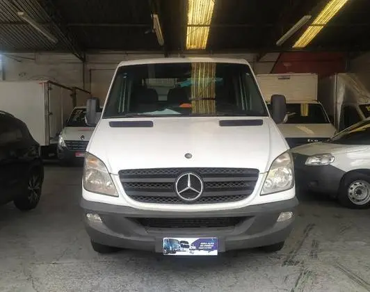 Mercedes-Benz Sprinter 2014 Furgão 311 CDI Street 7.5m