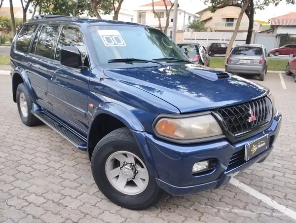 Mitsubishi Pajero Sport 2000 4×4 2.8