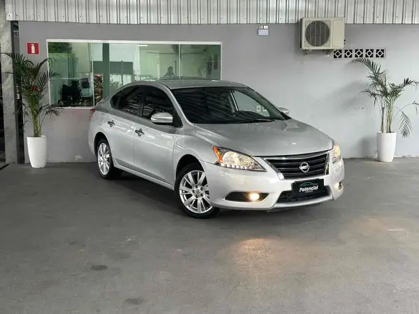 Nissan Sentra 2015 SL 2.0 16V CVT (Flex)