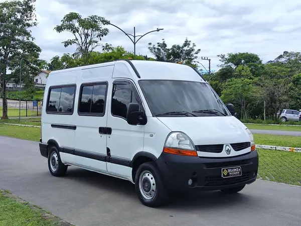 Renault Master 2010 Minibus 16 lugares