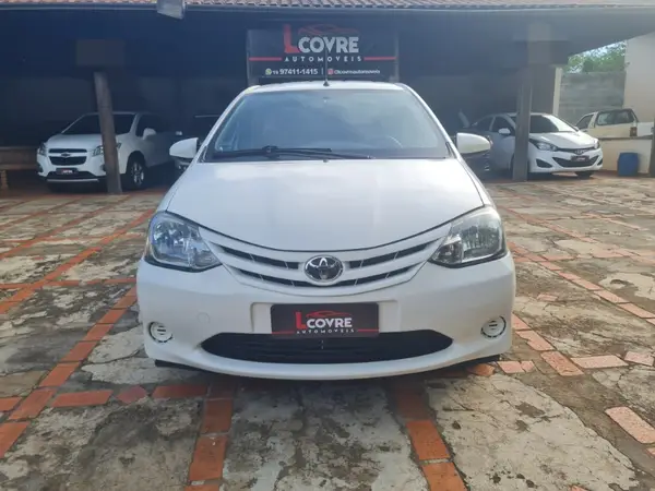 Toyota Etios Sedan 2015 X 1.5 (Flex)