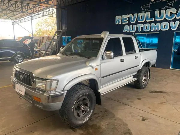 Toyota Hilux Cabine Dupla 2004 Hilux SRV 4×2 3.0 (cab. dupla)