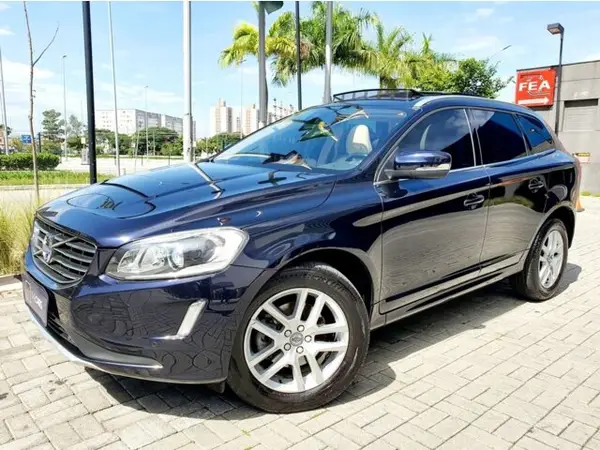 Volvo XC60 2017 2.0 T5 Momentum